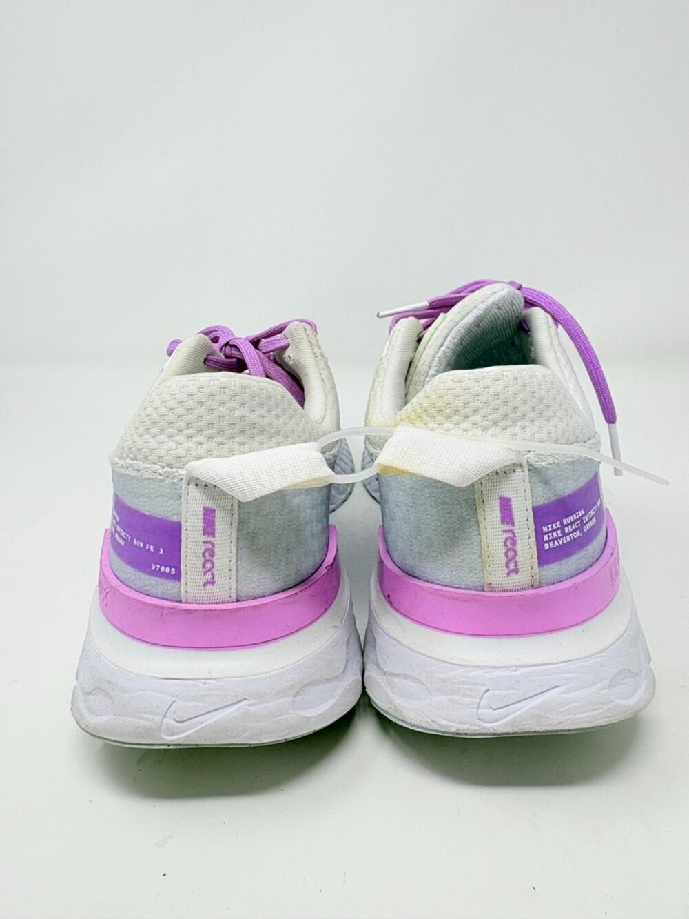 Nike React Infinity 3 Road Running Shoe Sneaker White Purple Size 9.5 - Picture 6 of 11